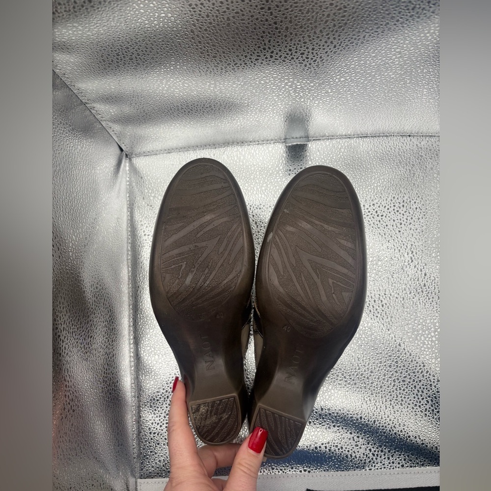 Naot Womens Size 40 US 9 -9.5 Suede Clogs Slip On Brown Comfort Shoes - Picture 6 of 6